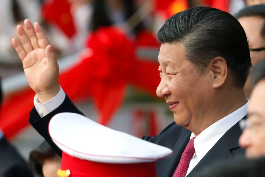 xi waving001.jpg