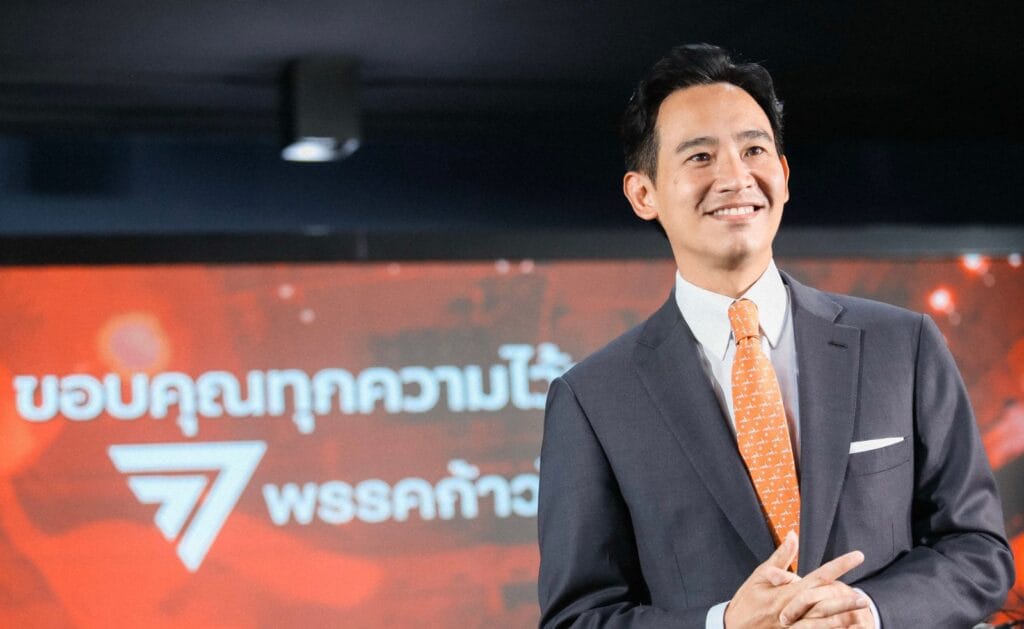 泰国王室与军方大博弈:拉玛十世的离婚风波、选举反转与赌场江湖(feat. 王朝风云、柬埔寨、辛那瓦家族、泰国政治、军方权力、赌场战争) 8 05 2